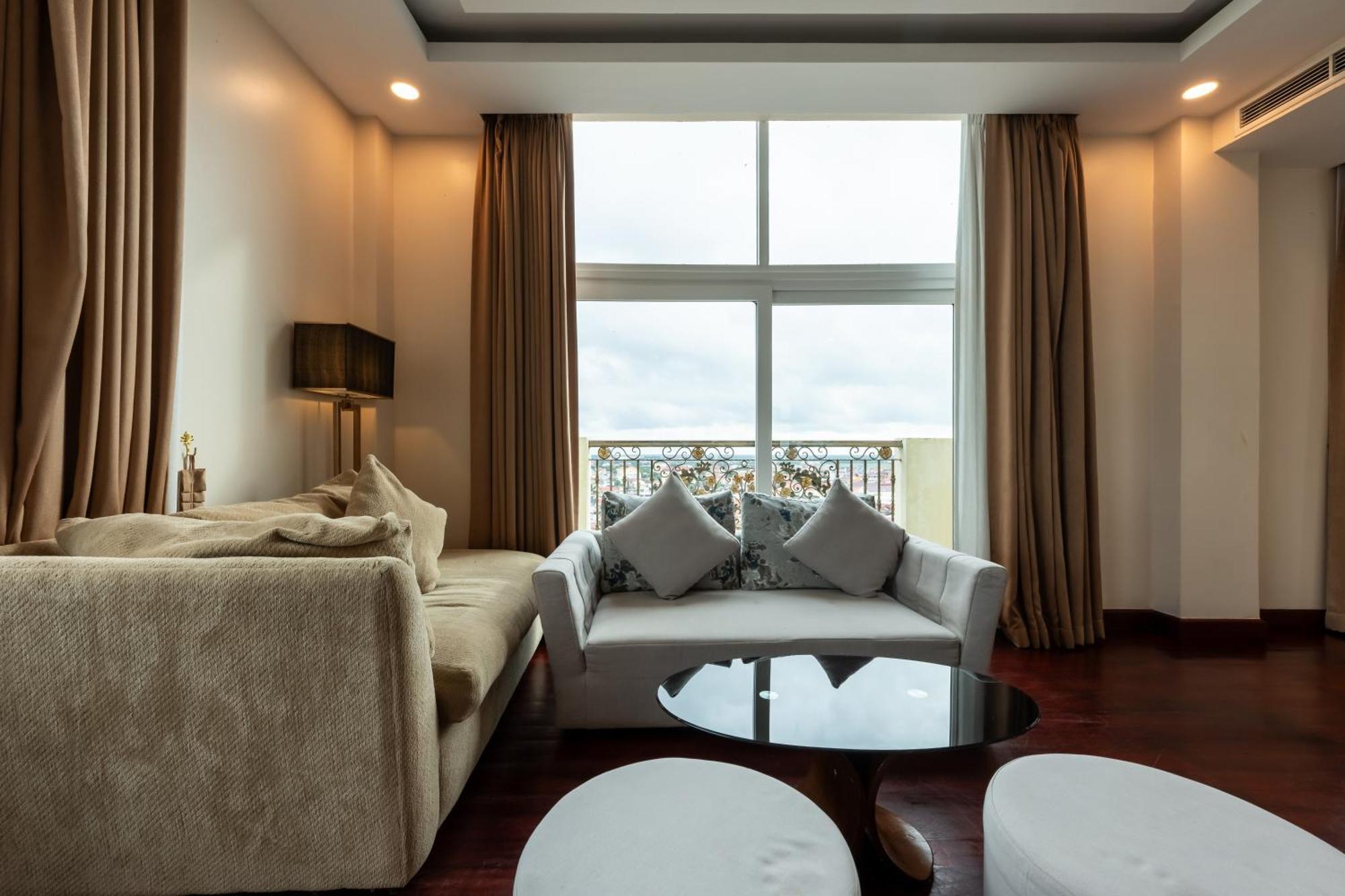קמפונג צ'אם Lbn Asian Hotel מראה חיצוני תמונה