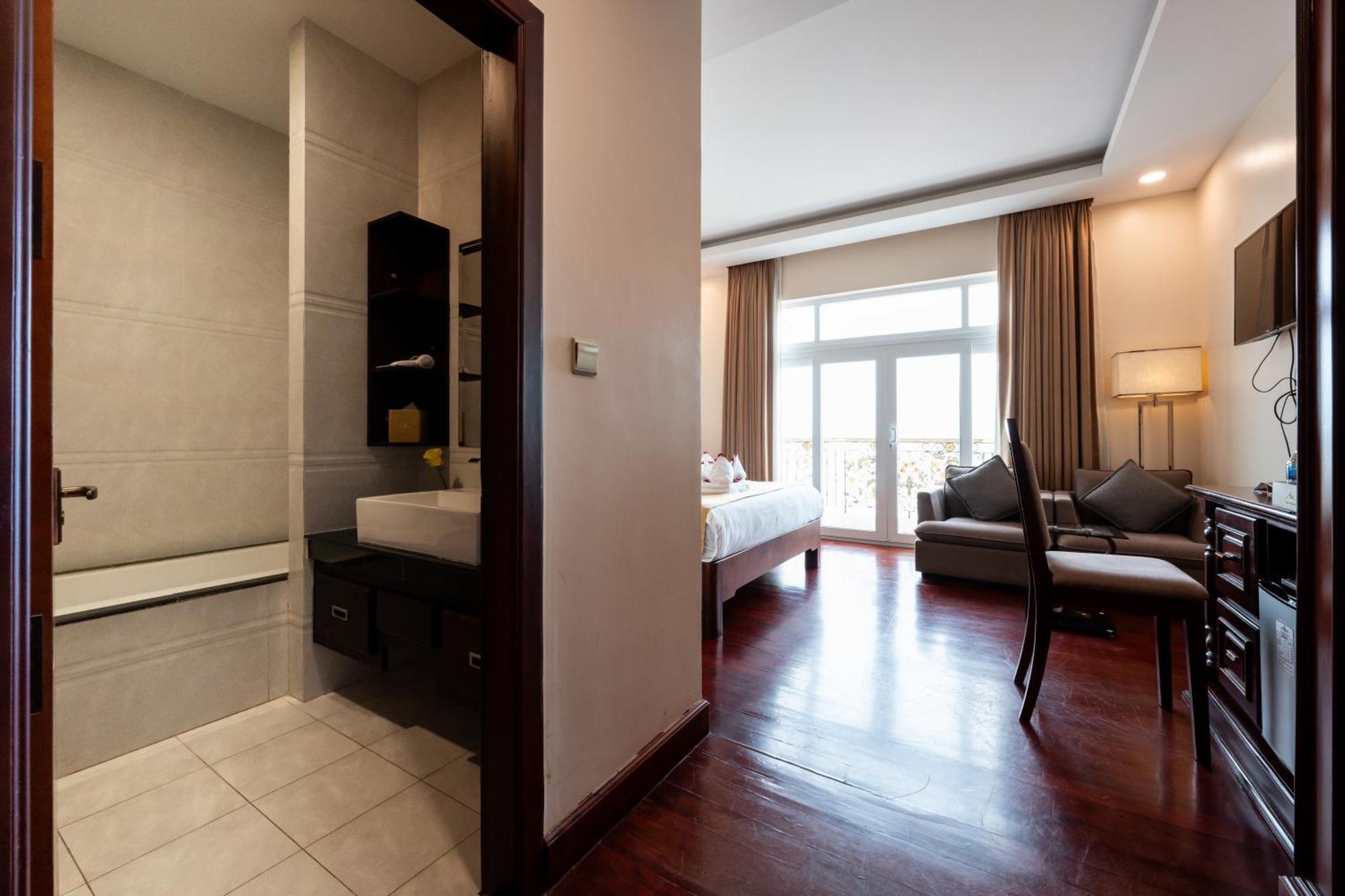 קמפונג צ'אם Lbn Asian Hotel מראה חיצוני תמונה