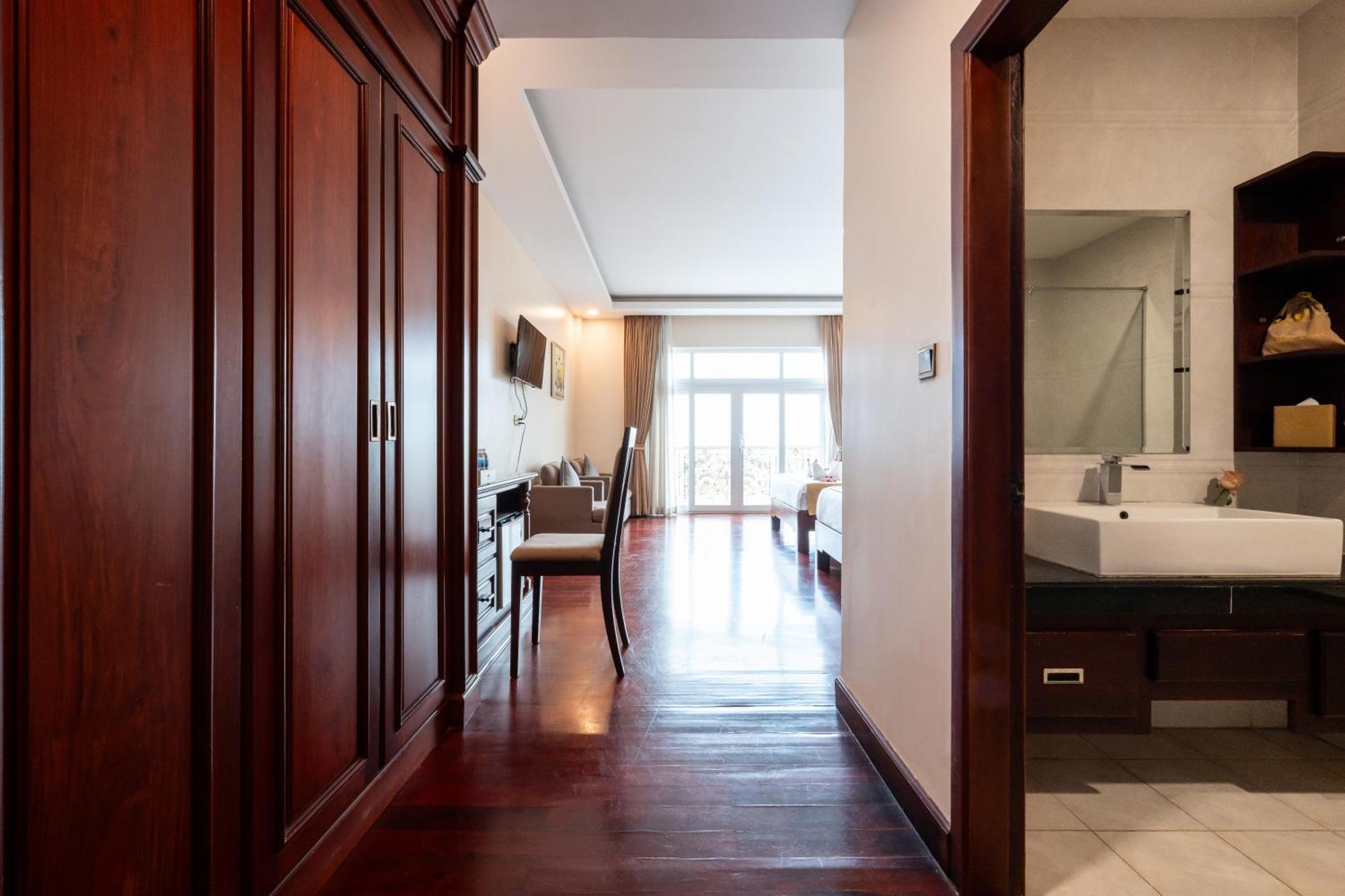 קמפונג צ'אם Lbn Asian Hotel מראה חיצוני תמונה